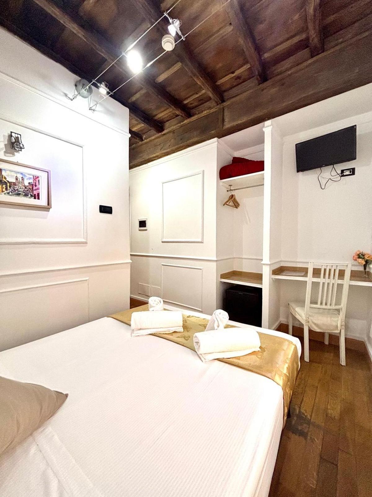 Gjestgiverier Domus Ester Roma