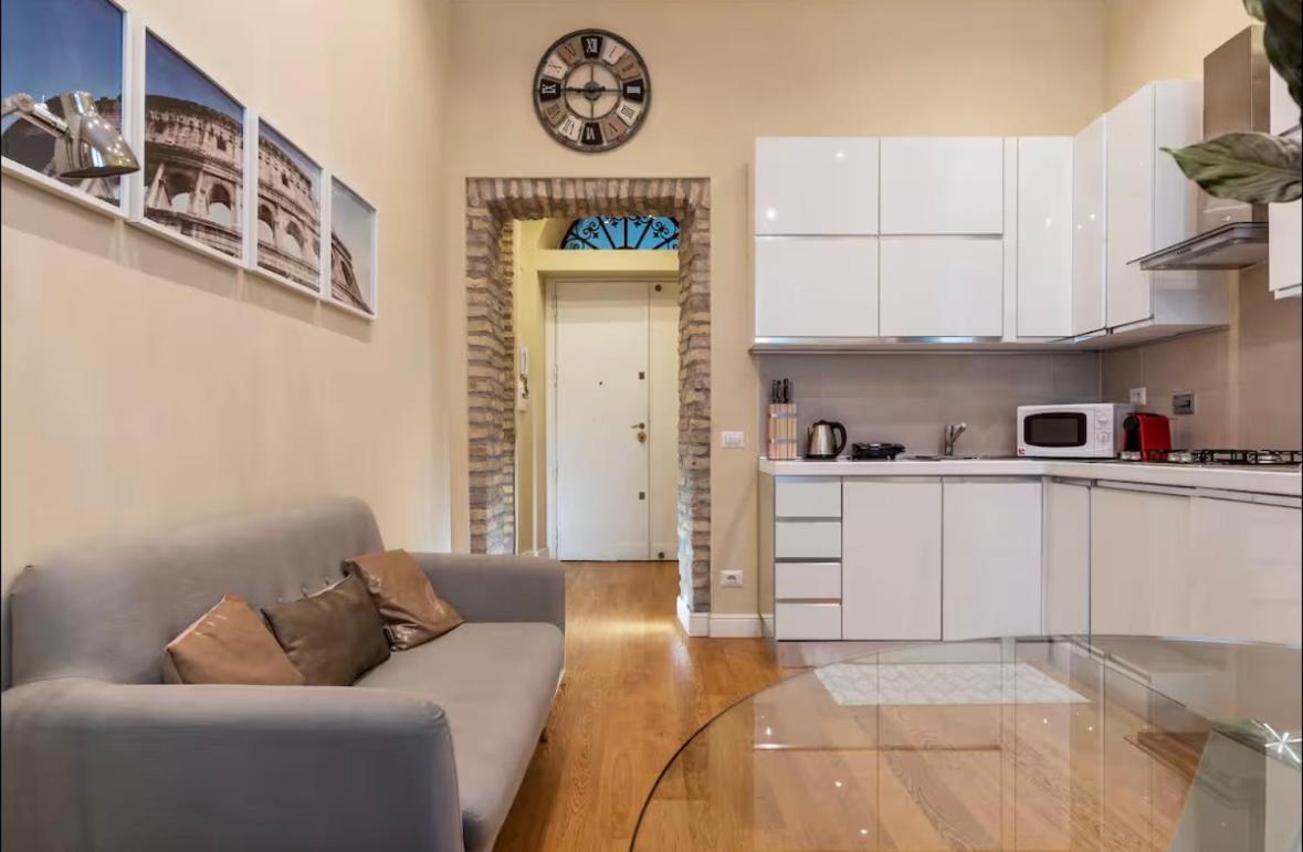 Appia Luxury Apartment *