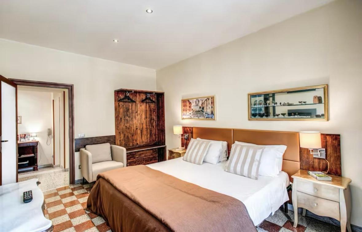 Apartment Appia Luxury Rome