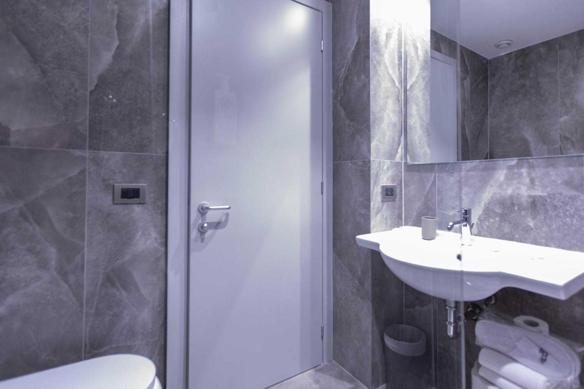 The Smooth 4* Roma