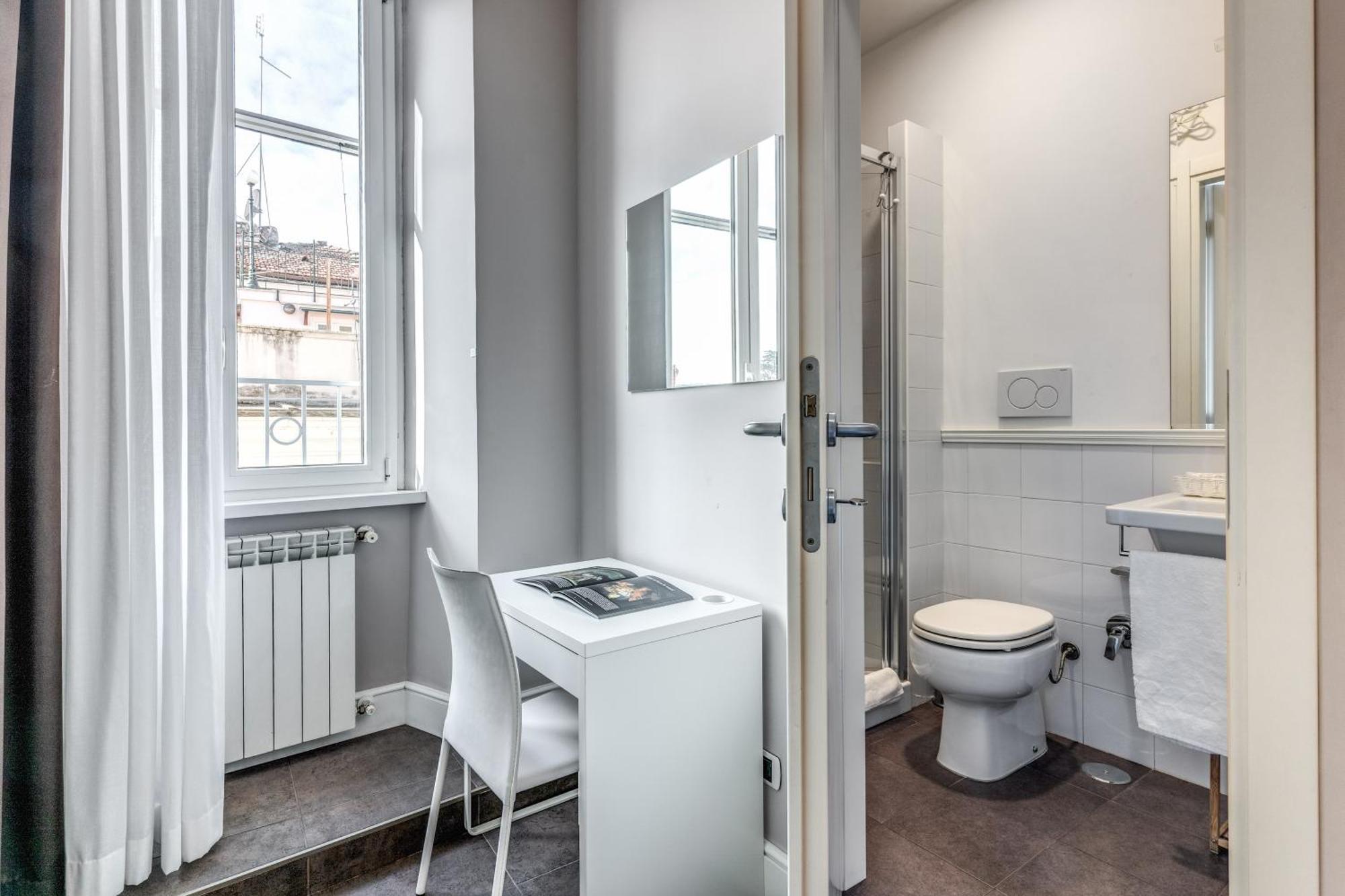 Cavour 278 2*