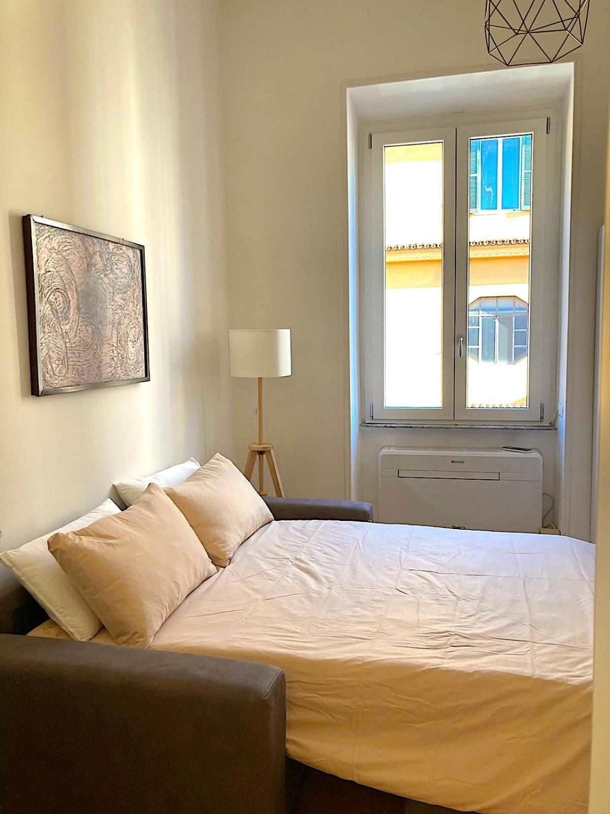 Domus Adriana Ada - Adiacente Metro A Apartamento *