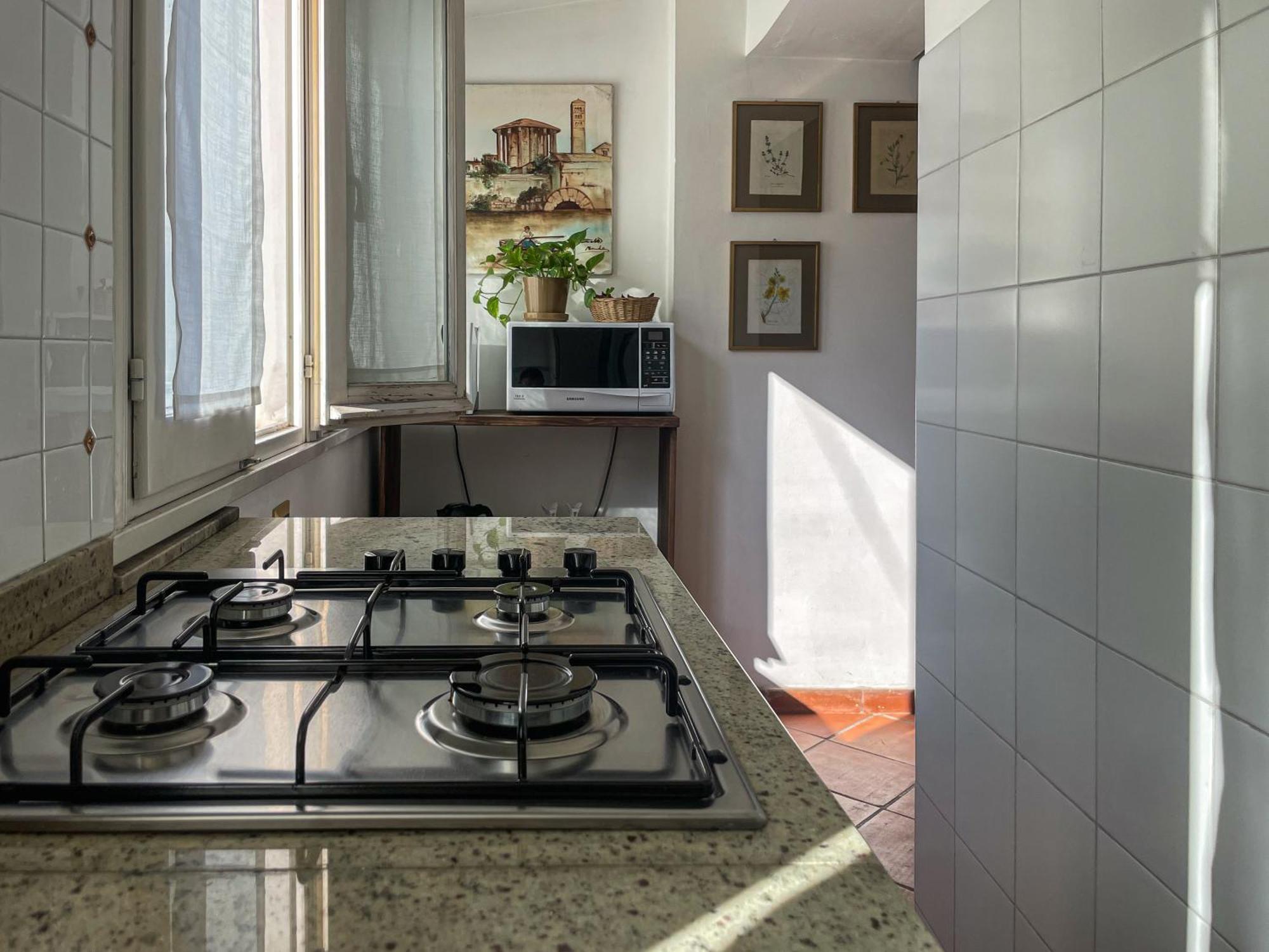 Apartment La Casa Di G - A Pochi Passi Dal Colosseo! - Affascinante E Confortevole Oasi Nel Quartiere Monti Rom