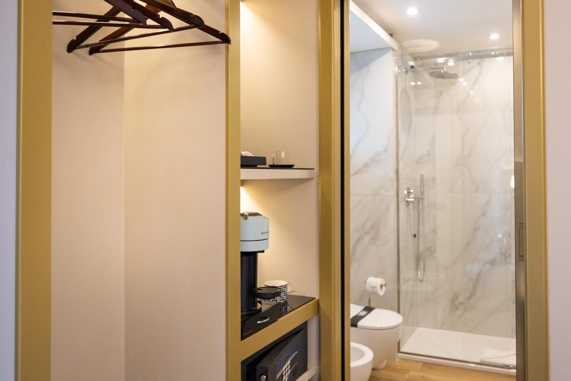Mavi Luxury Bed & Breakfast Roma