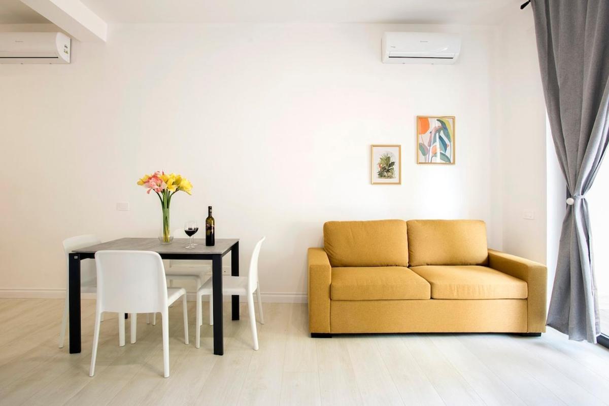 Appartamento Urban Oasis With Patio For 5 Guests - Reserved Parking - Termini *