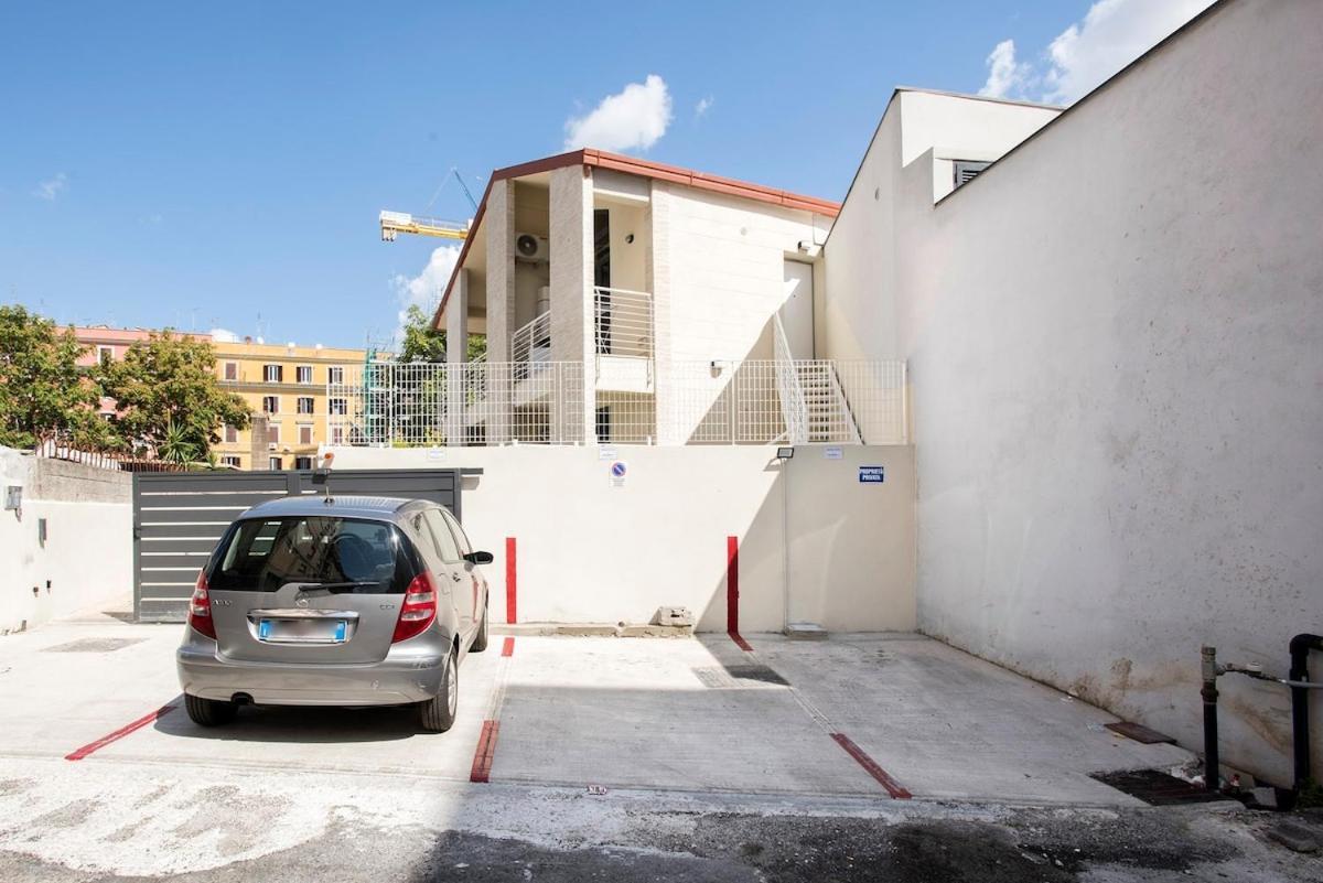 Appartamento Urban Oasis With Patio For 5 Guests - Reserved Parking - Termini