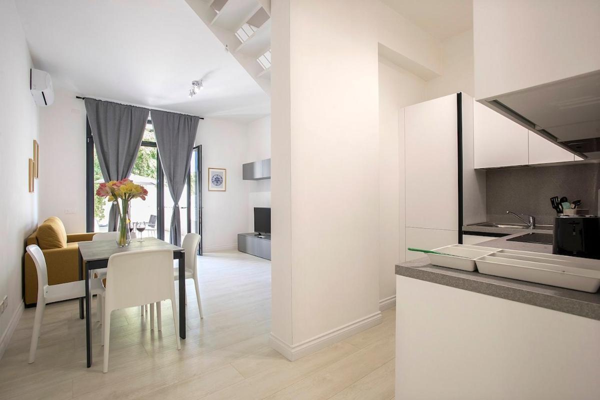 Appartamento Urban Oasis With Patio For 5 Guests - Reserved Parking - Termini Roma