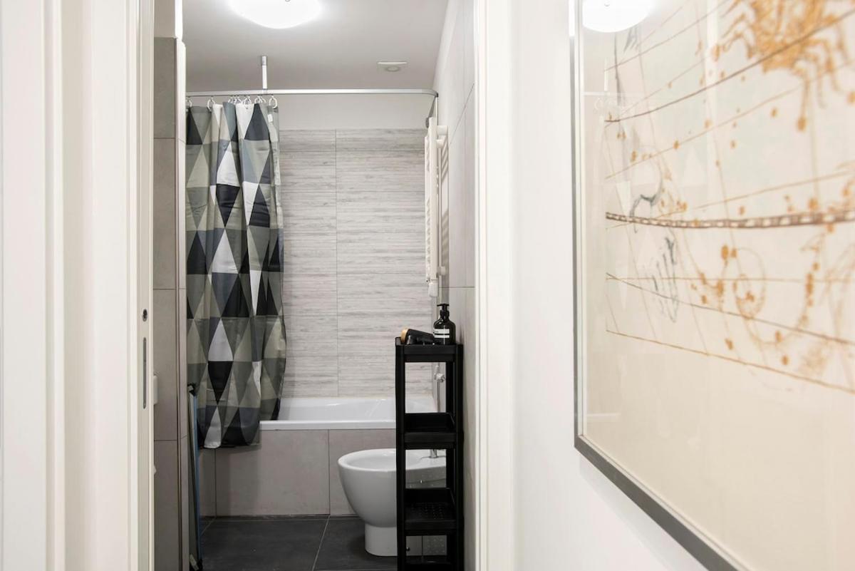 Appartamento Urban Oasis With Patio For 5 Guests - Reserved Parking - Termini *