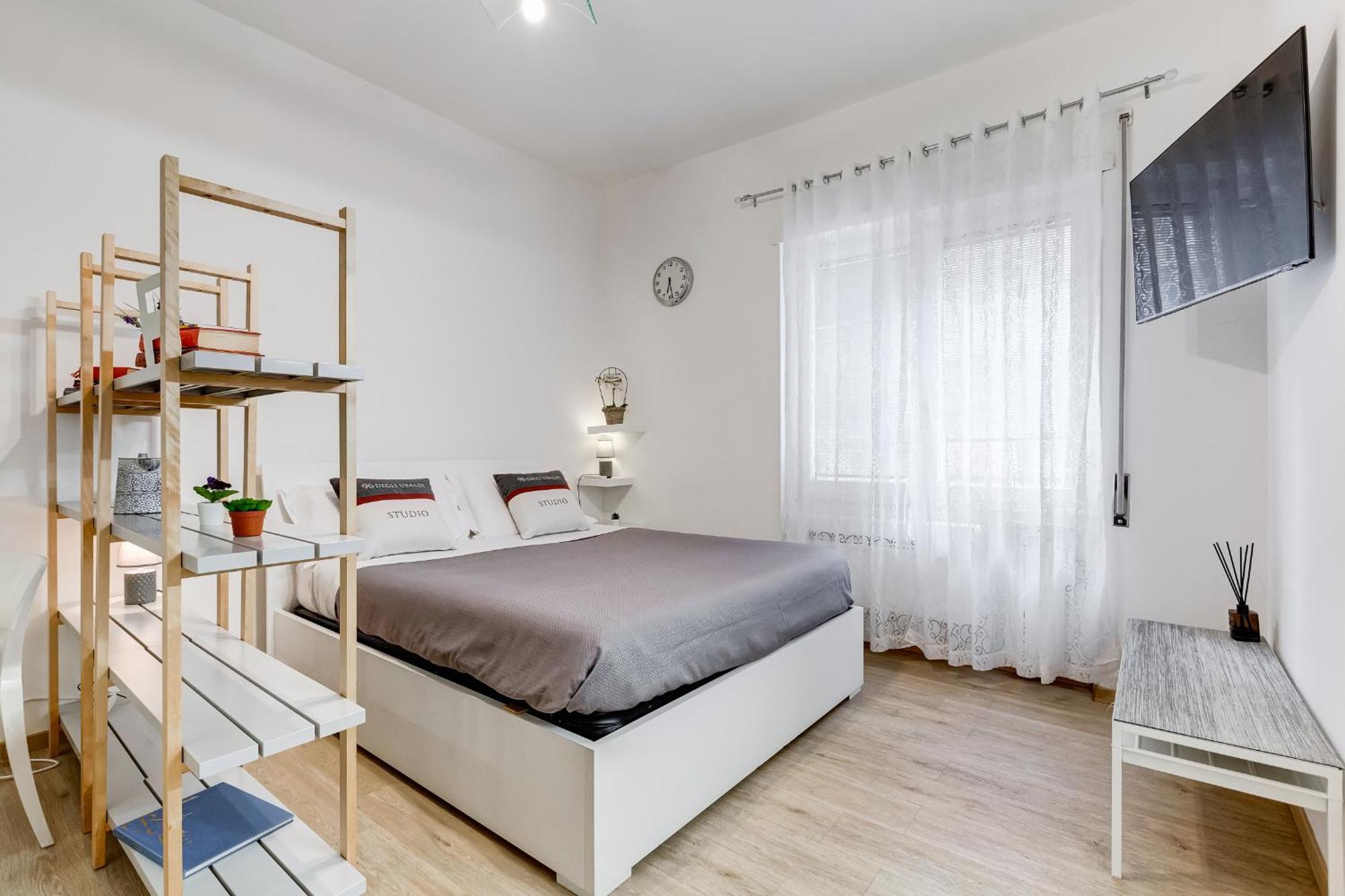 Apartment 96 Degli Ubaldi Rom