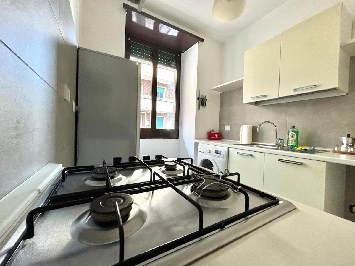 Colosseum Metro A & Romacentro #2 Apartment *