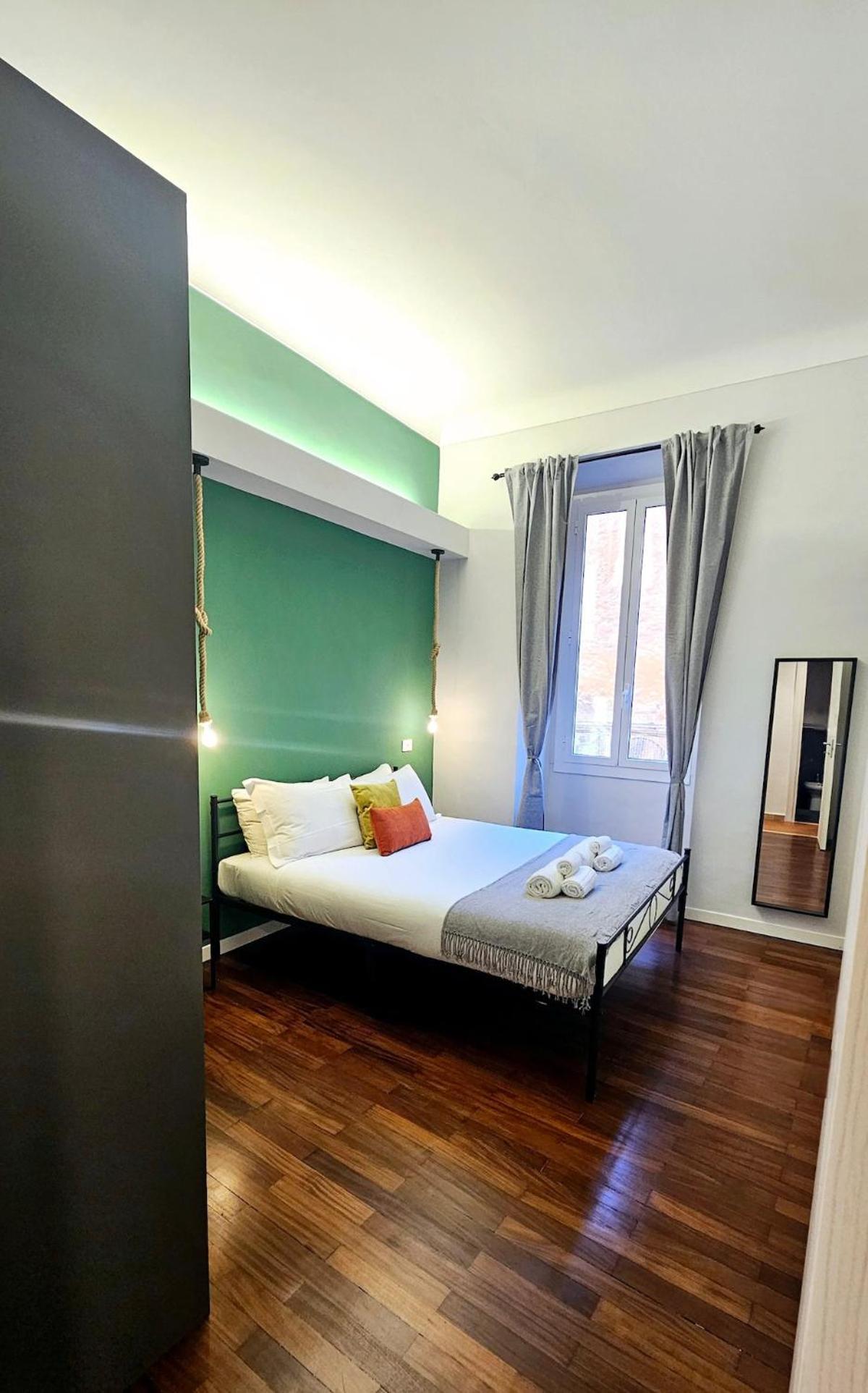 Mica Aurea Trastevere * Roma