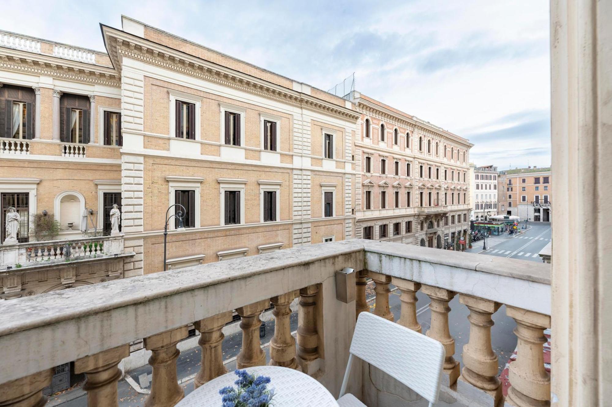 Vanity Navona Hotell