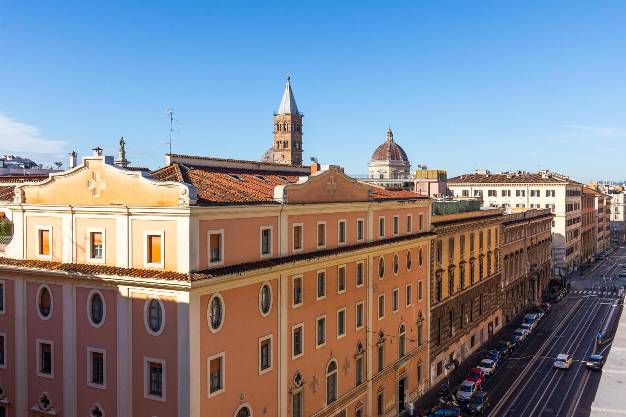 Apartamento Attico Spazioso Ed Elegante A Santa Maria Maggiore