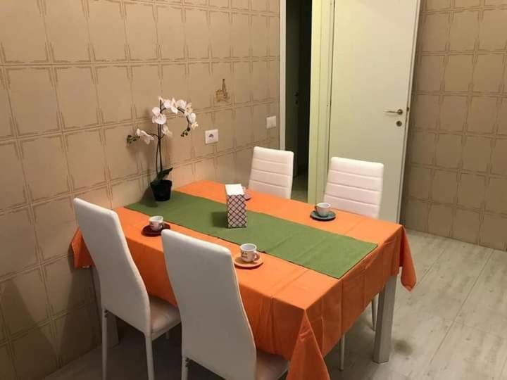 Realty Company Croce Roma