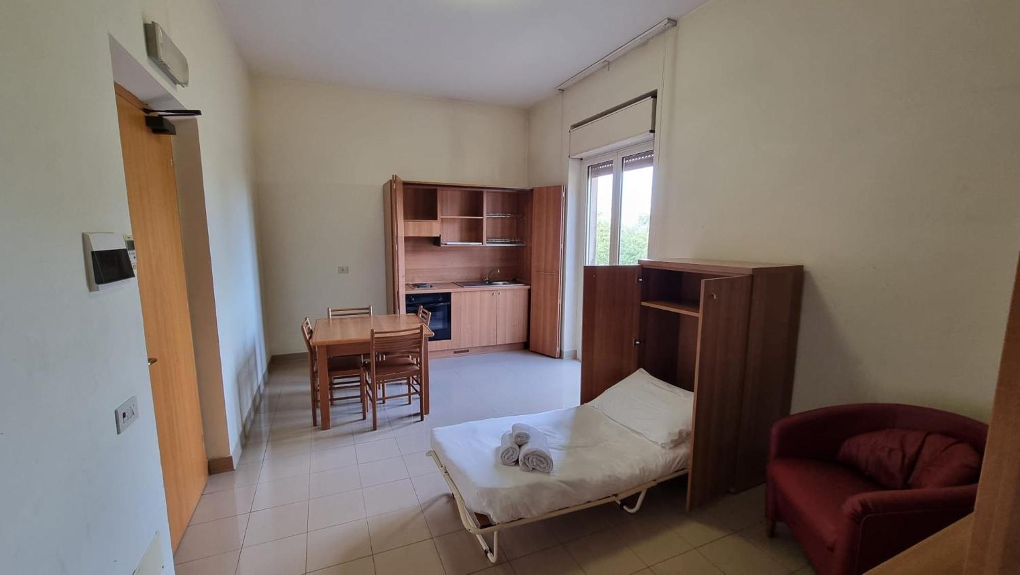Hostal Ah *