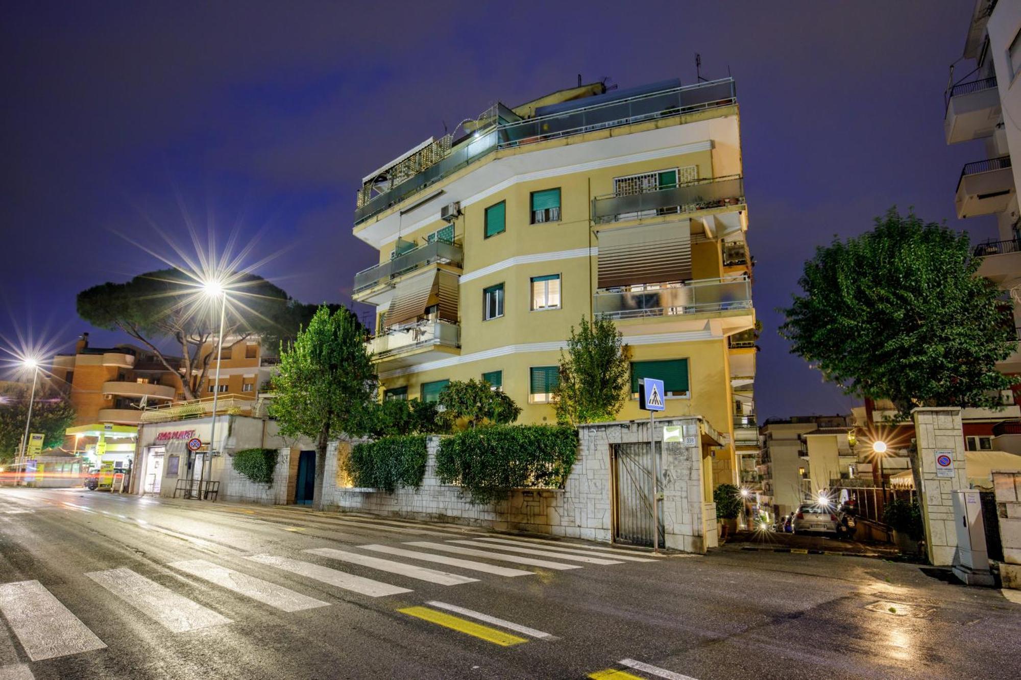Vatican Aurelia House * Roma