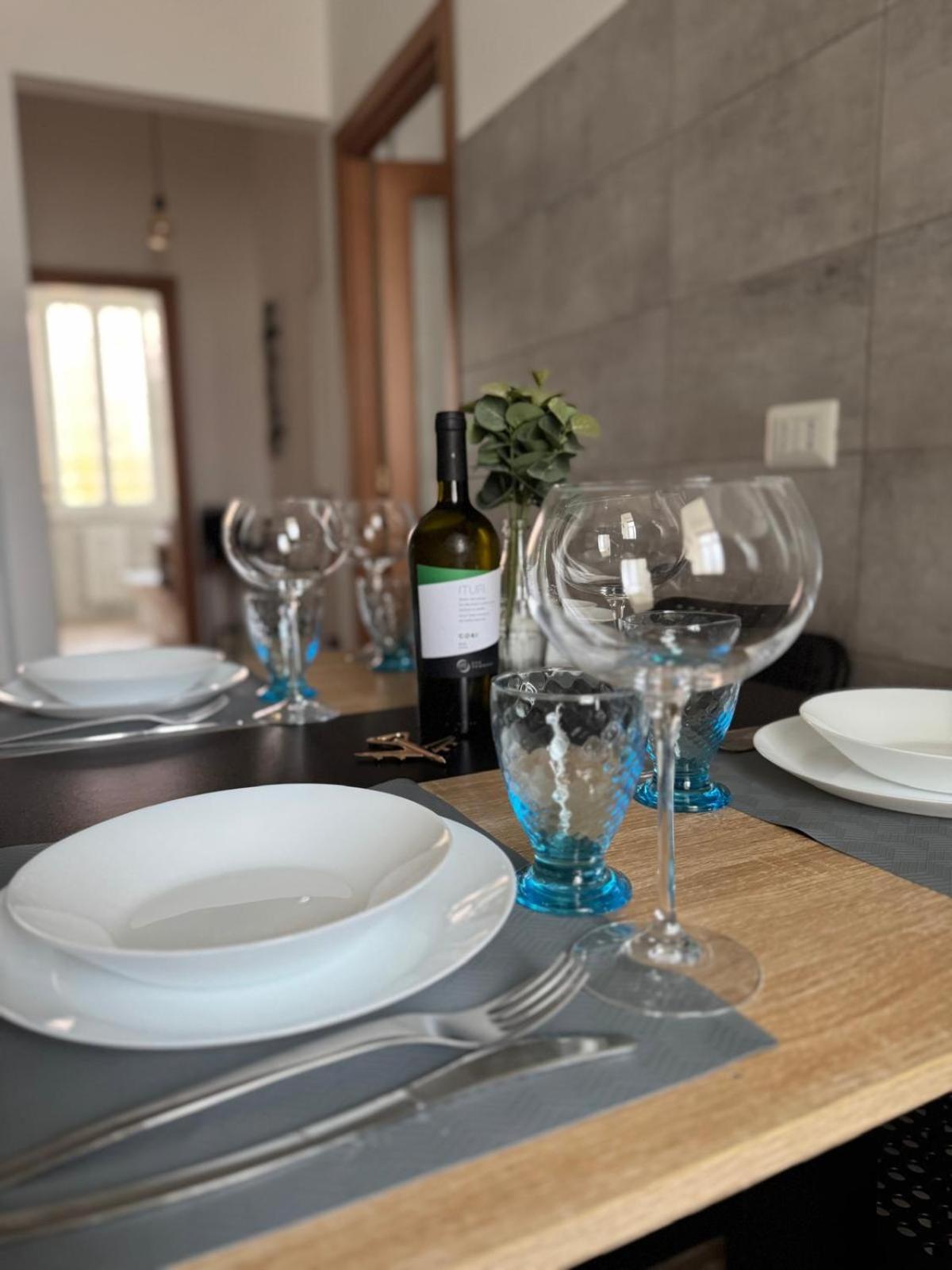 Leilighet Agli Acquedotti, Con Giardino Privato