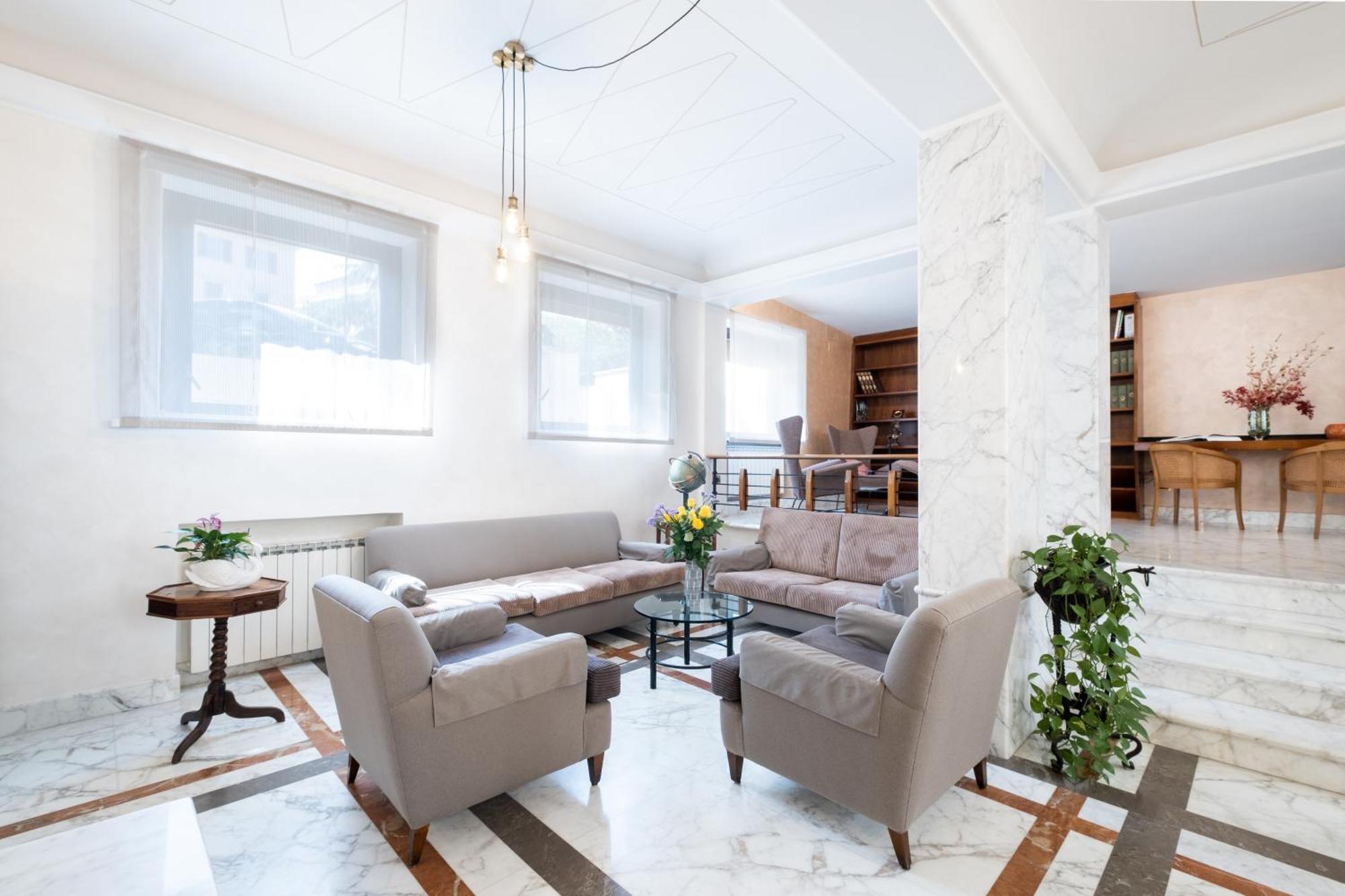 Santa Prisca Hotell Roma