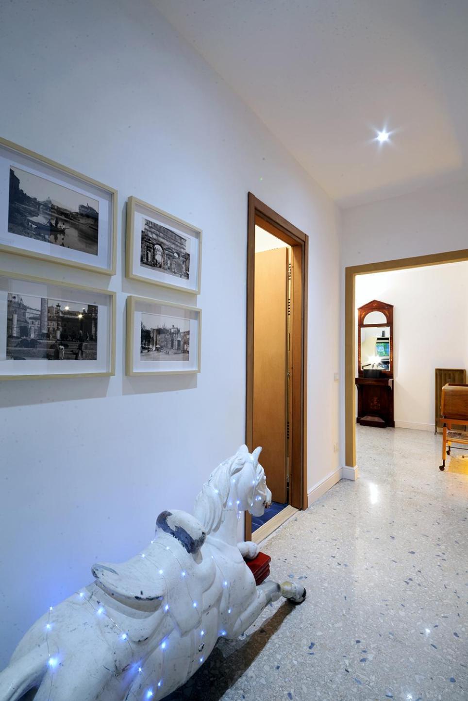Led House Roma