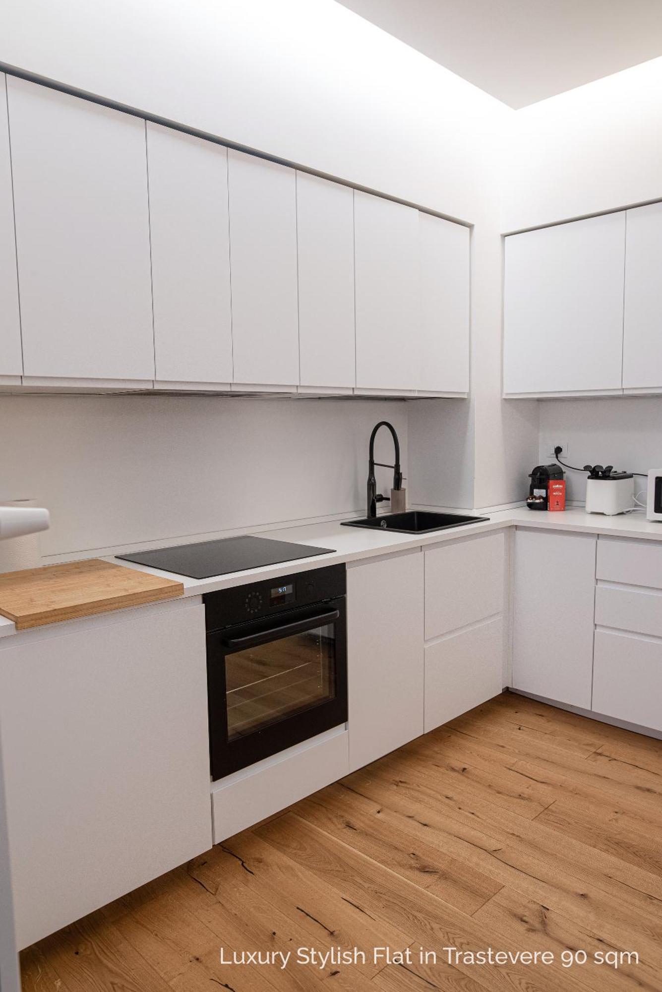 La Dolce - Luxury Stylish Flats In Trastevere 70-90sqm Appartamento