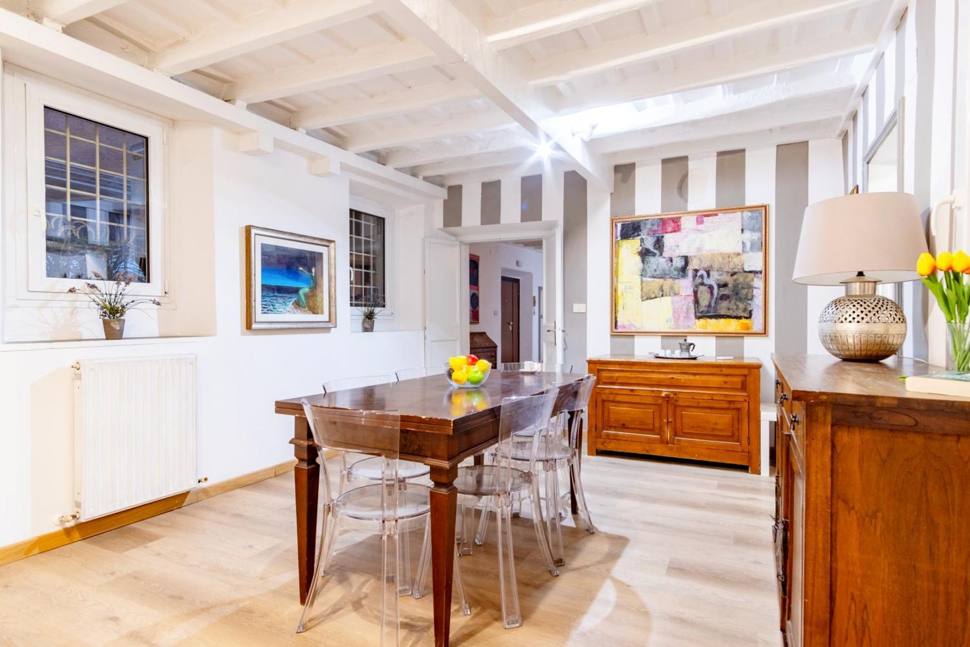 Elegantis Monti Apartment *