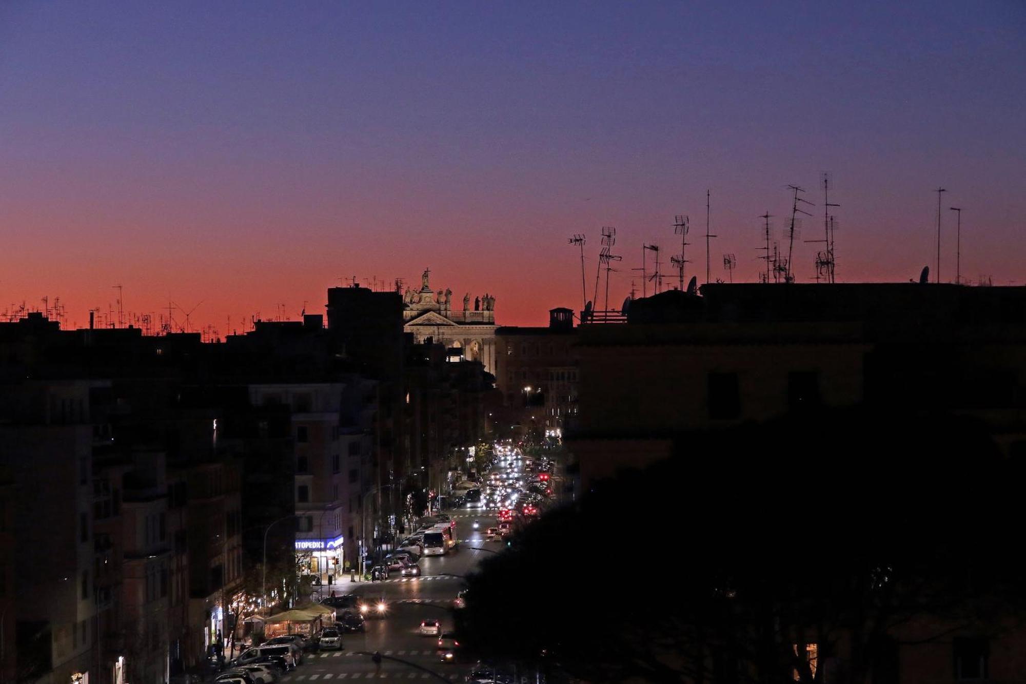 Domus Augustea - San Giovanni Sunset * Roma