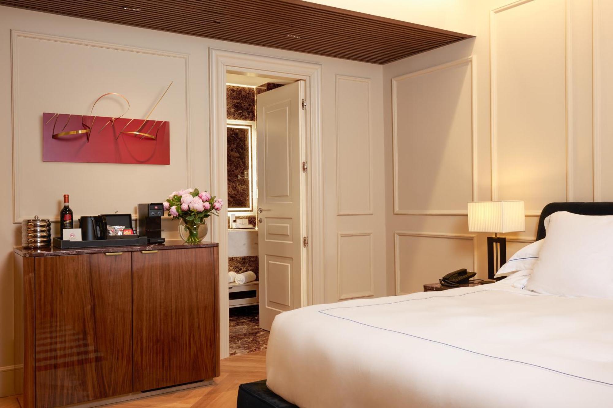 The First Arte - Preferred & Hotel Roma