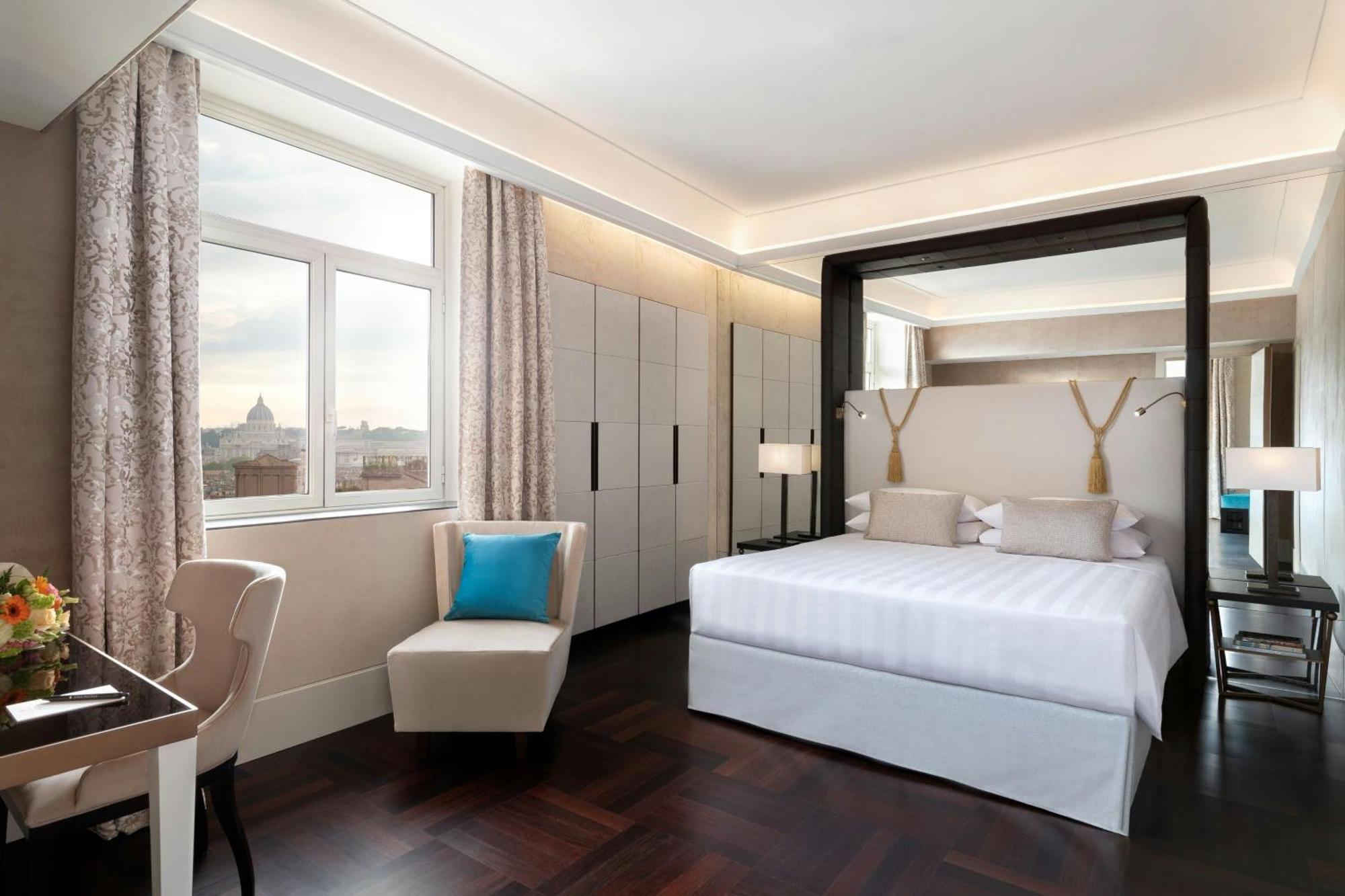 Hotel Sina Bernini Bristol, Autograph Collection 5*