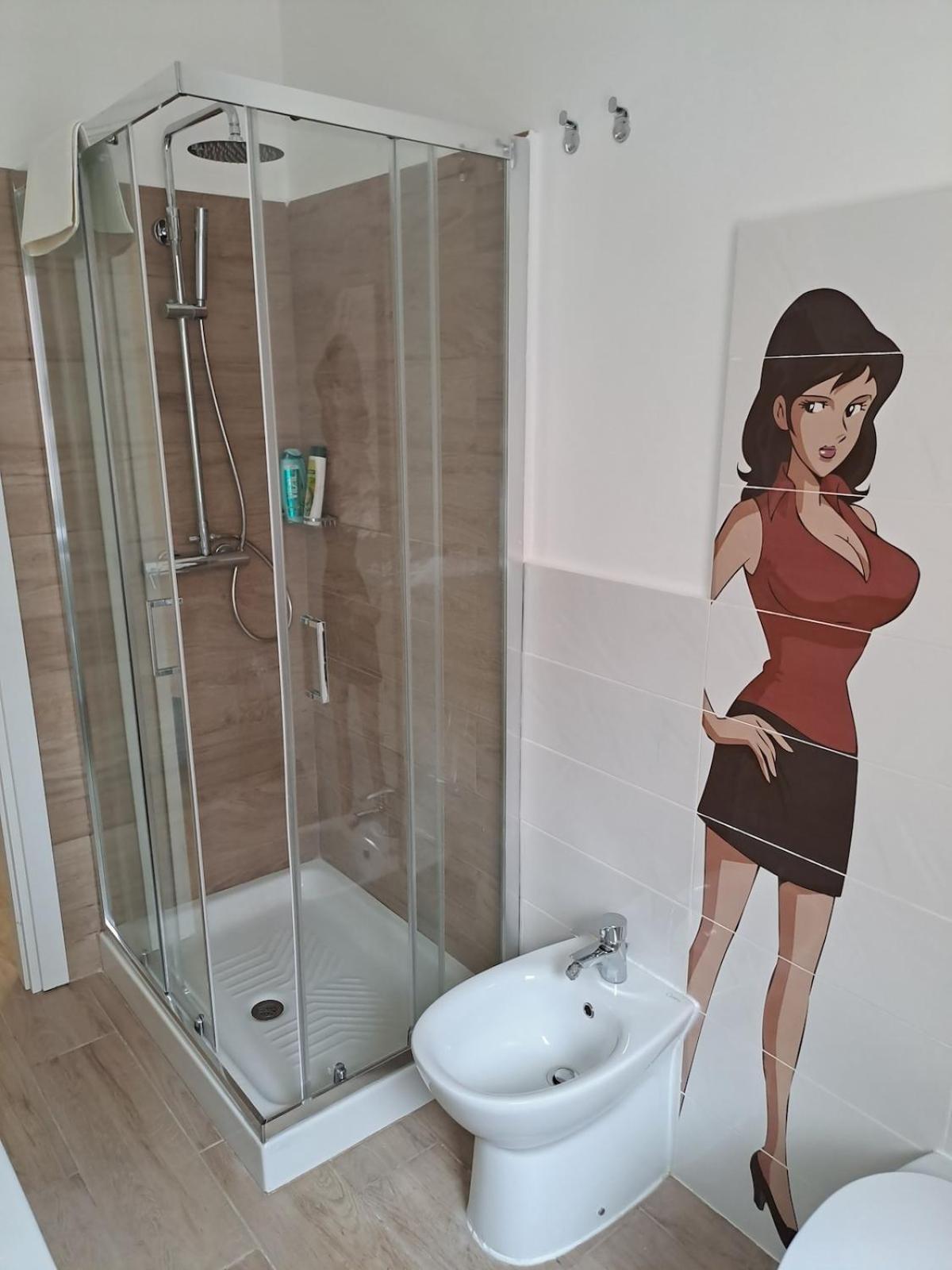 102 Dreamhouse Metropolitana B Libia Roma