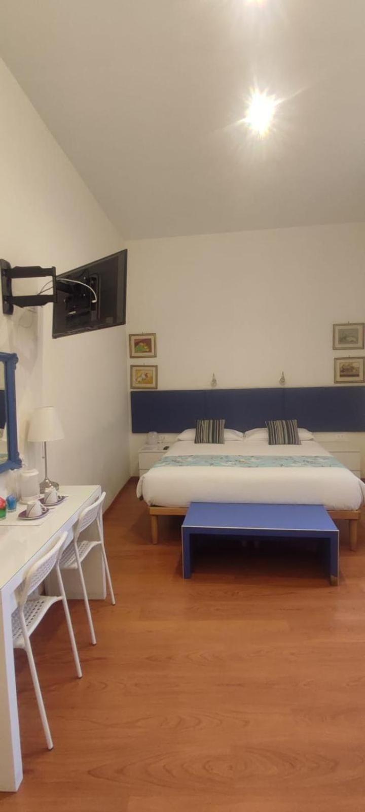 Superior Relais Fcollection Temple View Roma