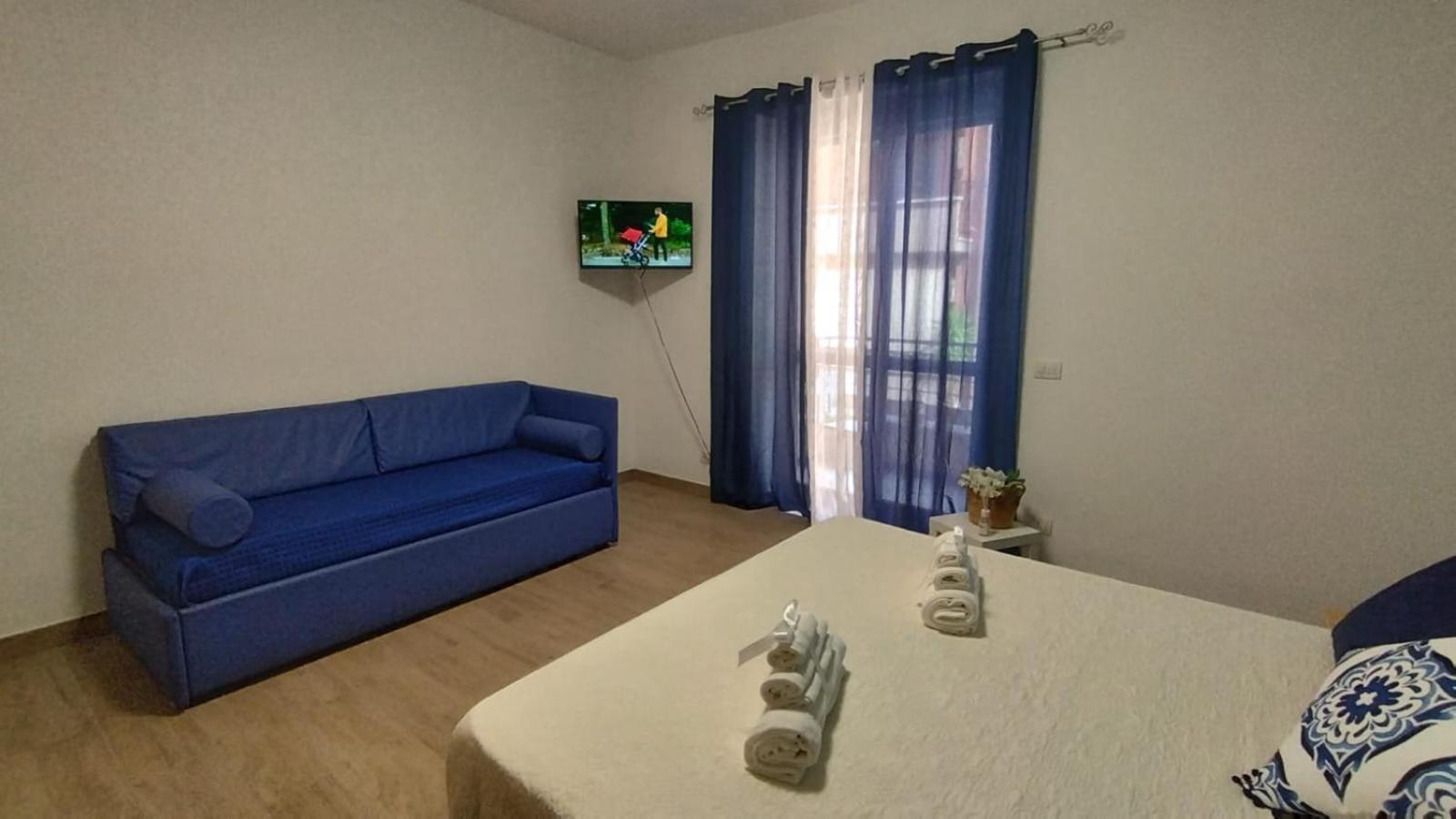 102 Dreamhouse Metropolitana B Libia Roma