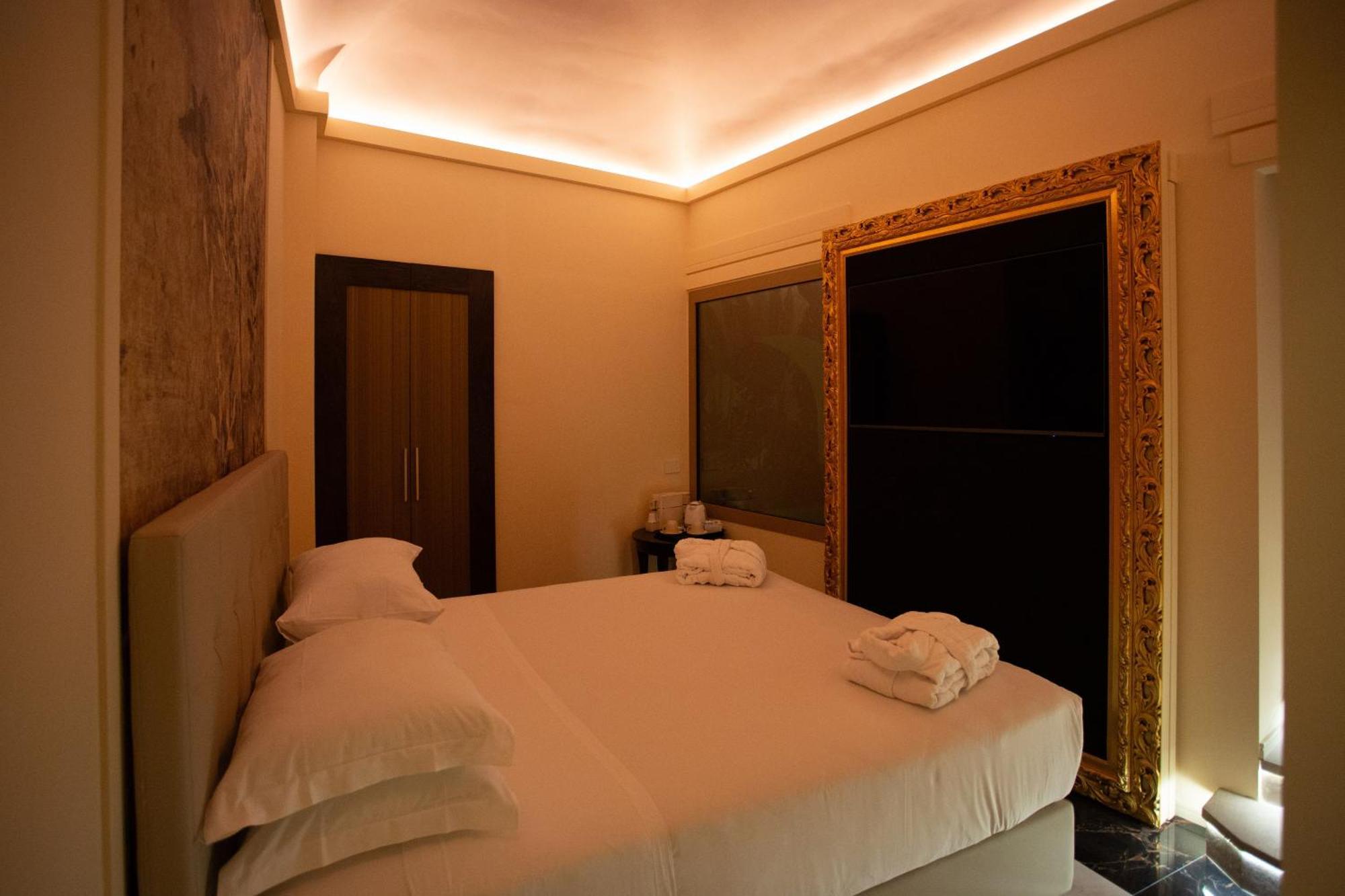 Pensión Profumo Maison Colosseo 3*