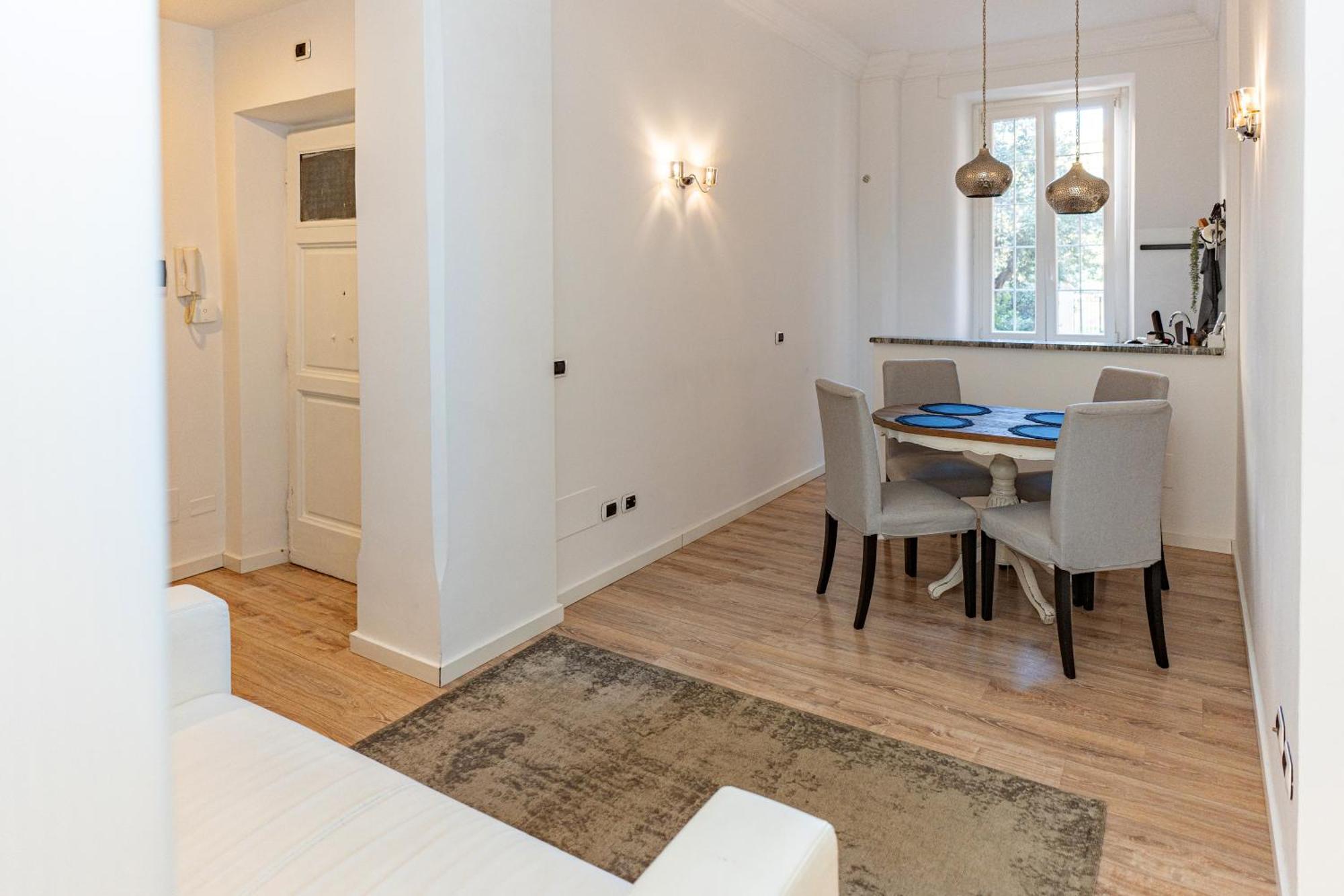 Gio House - Palazzo Storico *