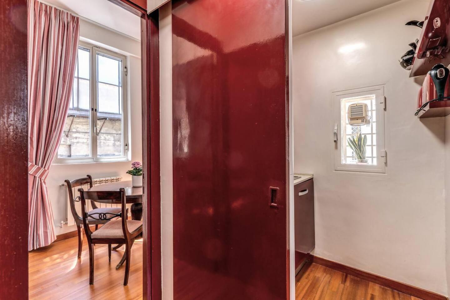 Domus In Via Del Corso Roma