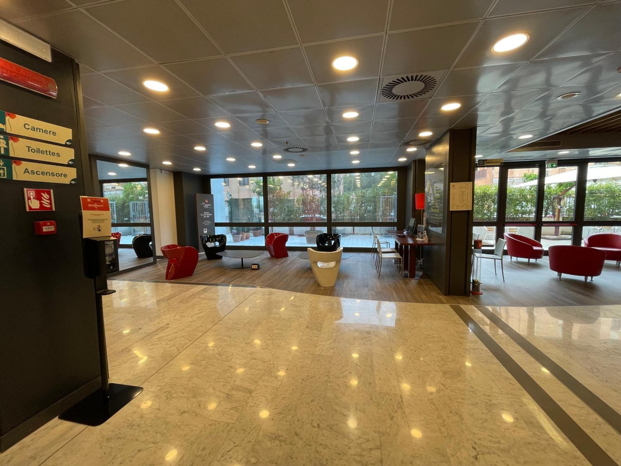 Ibis Fiera 3* Rom