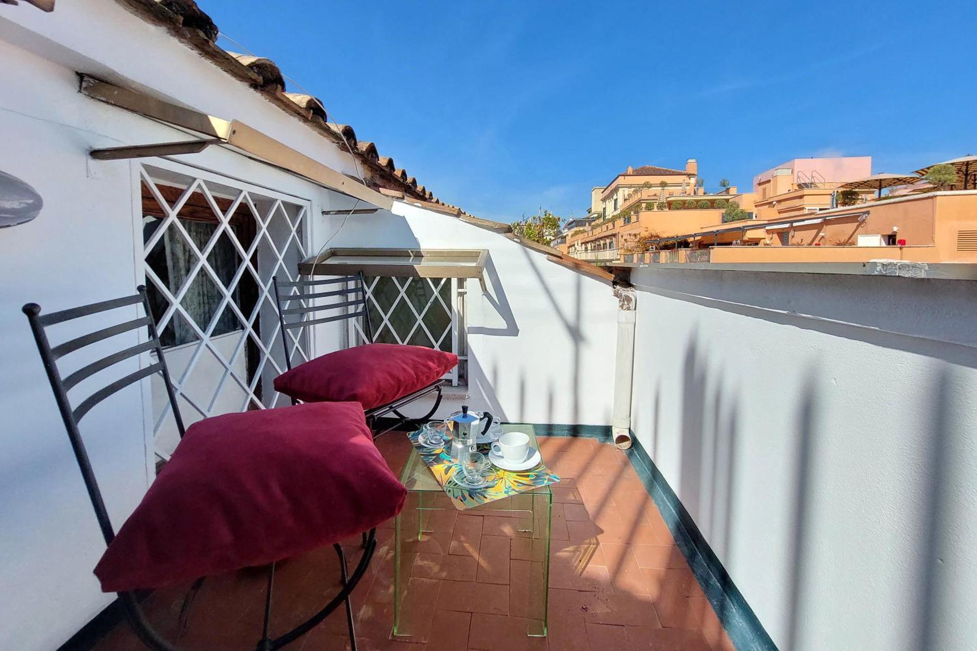 Lovely Via Sistina Roma