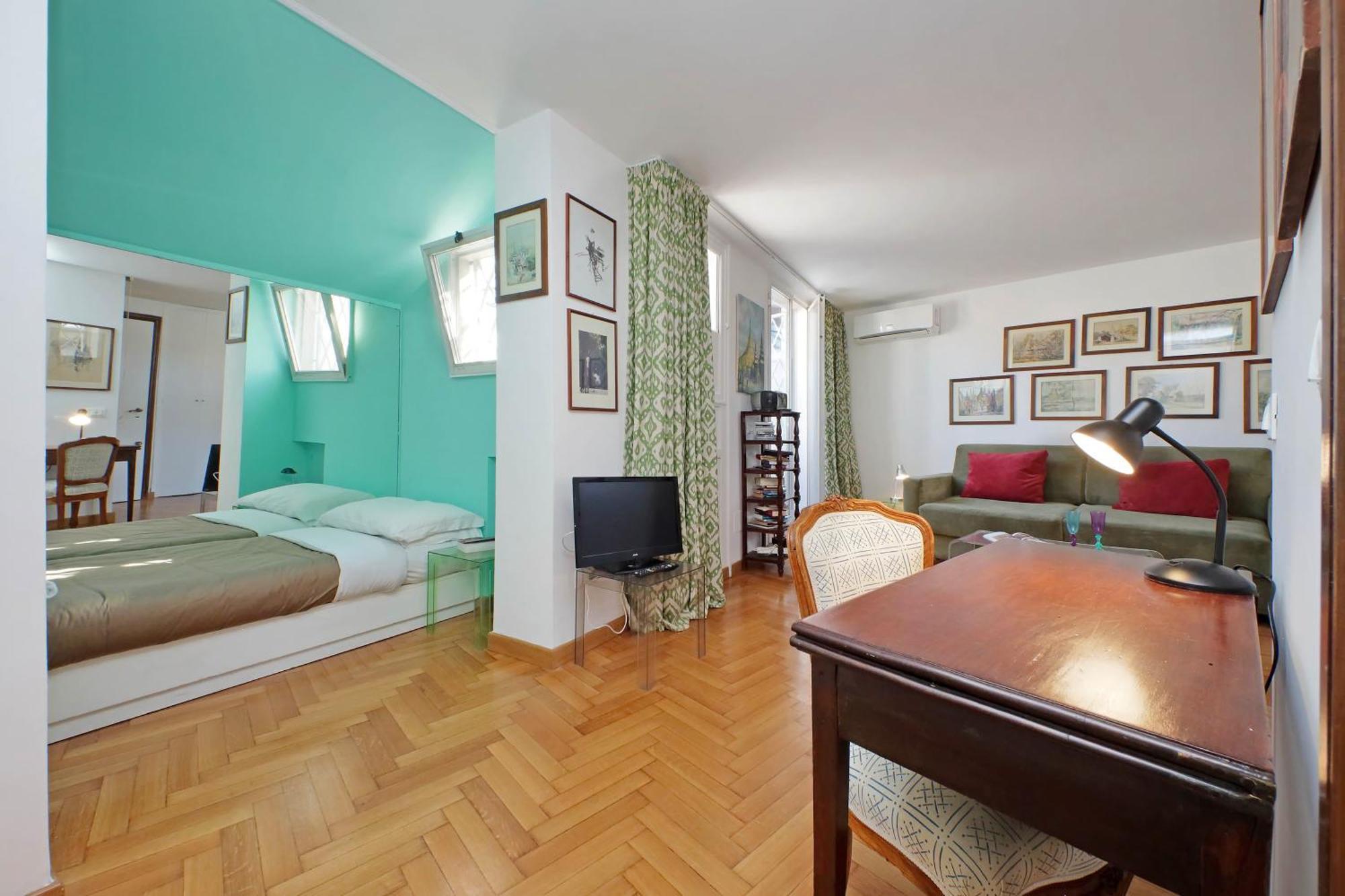 Lovely Via Sistina * Roma