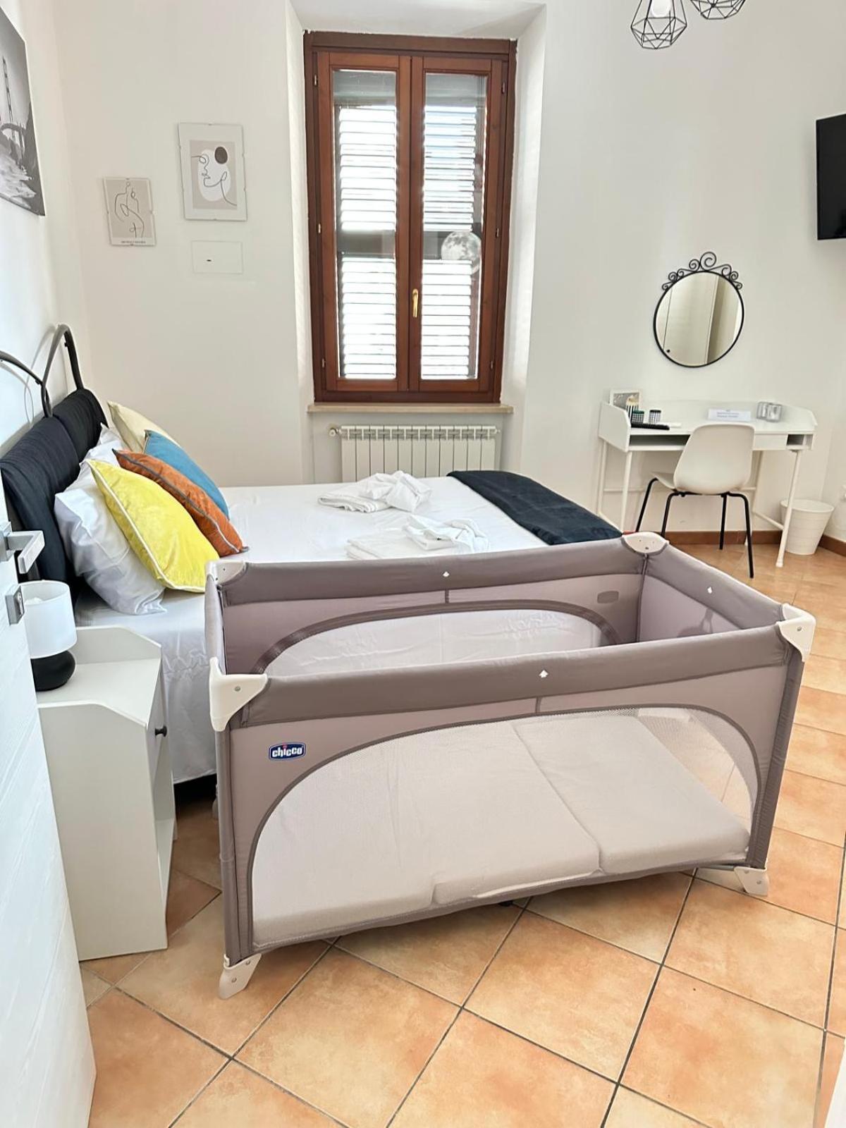 Apartamento In Certosa Pigneto - Parcheggio Privato Incluso