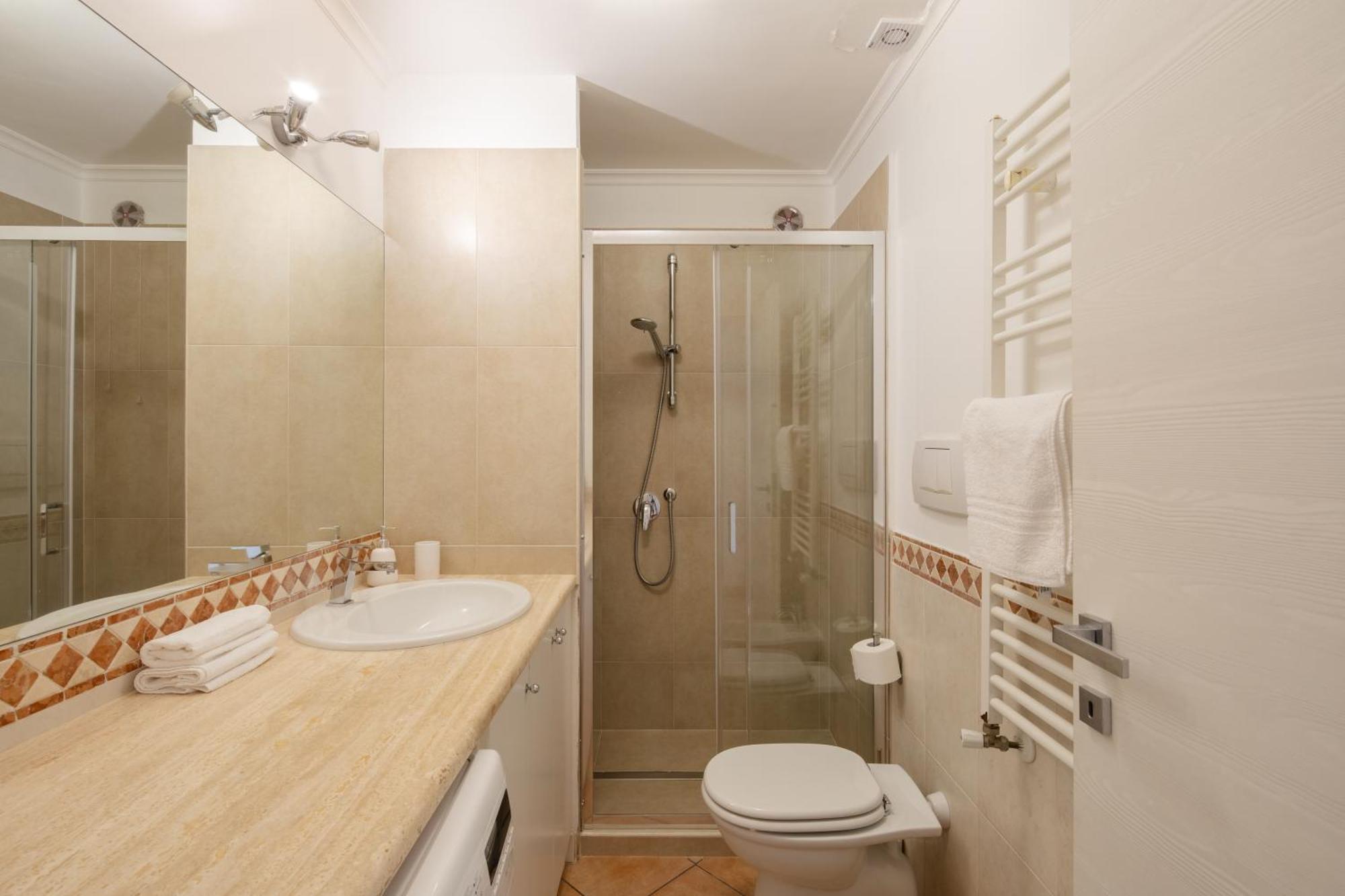 Apartamento In Certosa Pigneto - Parcheggio Privato Incluso Roma