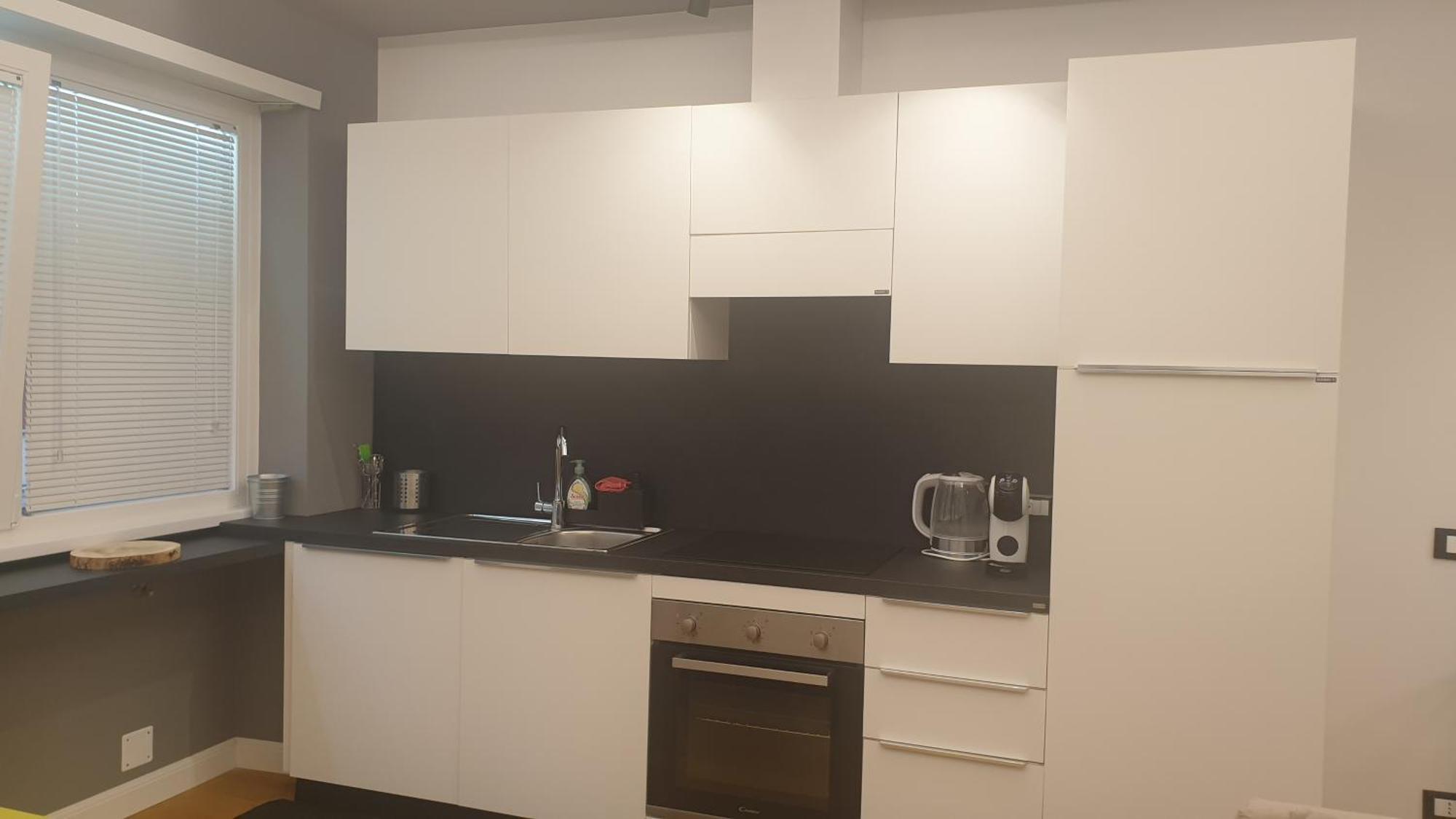 Apartamento Allegro E Colorato Metro A *