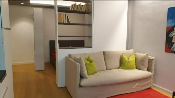 Apartamento Allegro E Colorato Metro A Roma