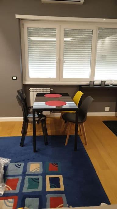 Apartamento Allegro E Colorato Metro A Roma