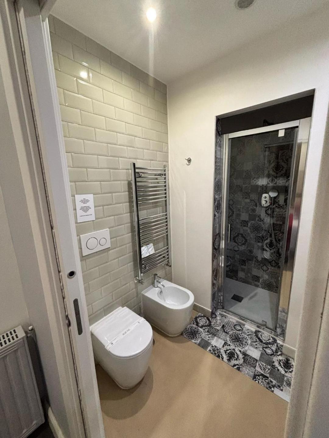 Trevi Contemporary Rom