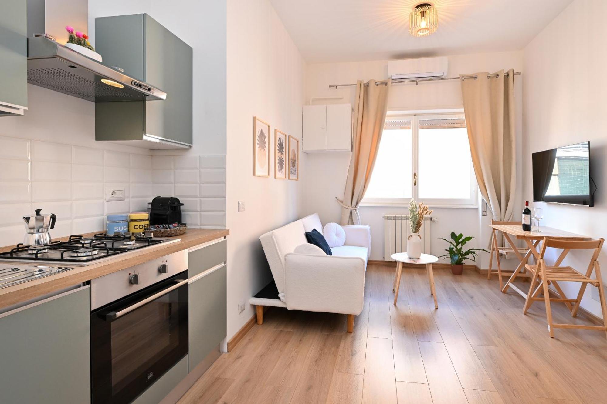 Cozy Steps From Metro Station * Roma