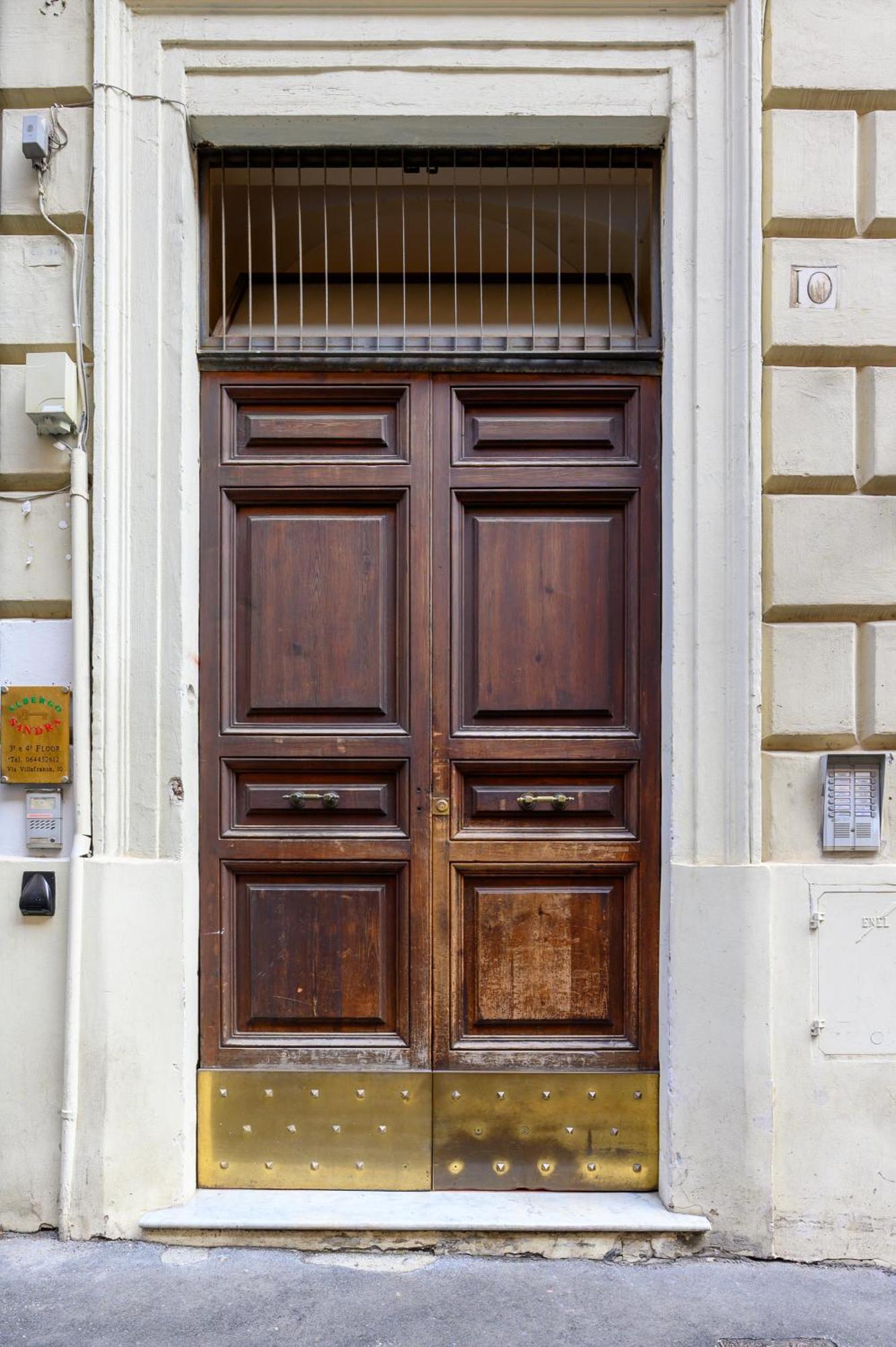 Apartment Crosti *