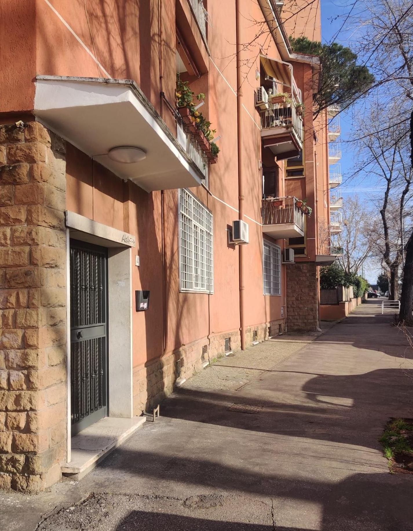 Leilighet Agli Acquedotti, Con Giardino Privato