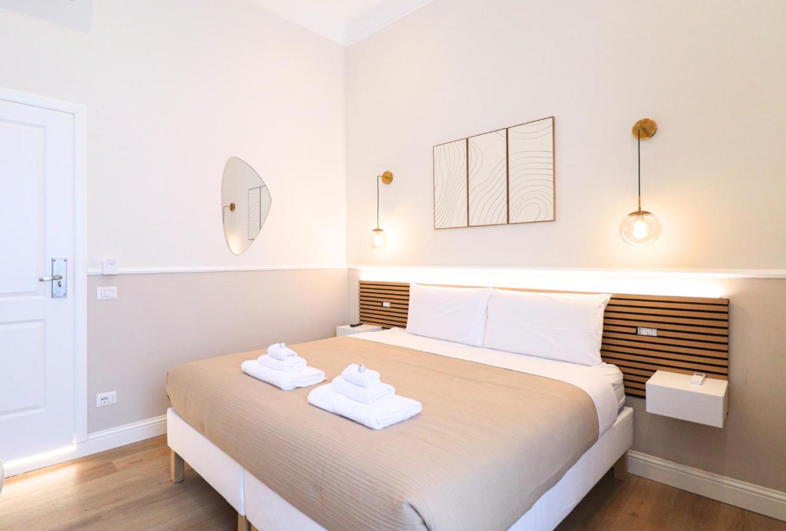 St Peter & Vatican Luxury - In Centre Near Vatican *