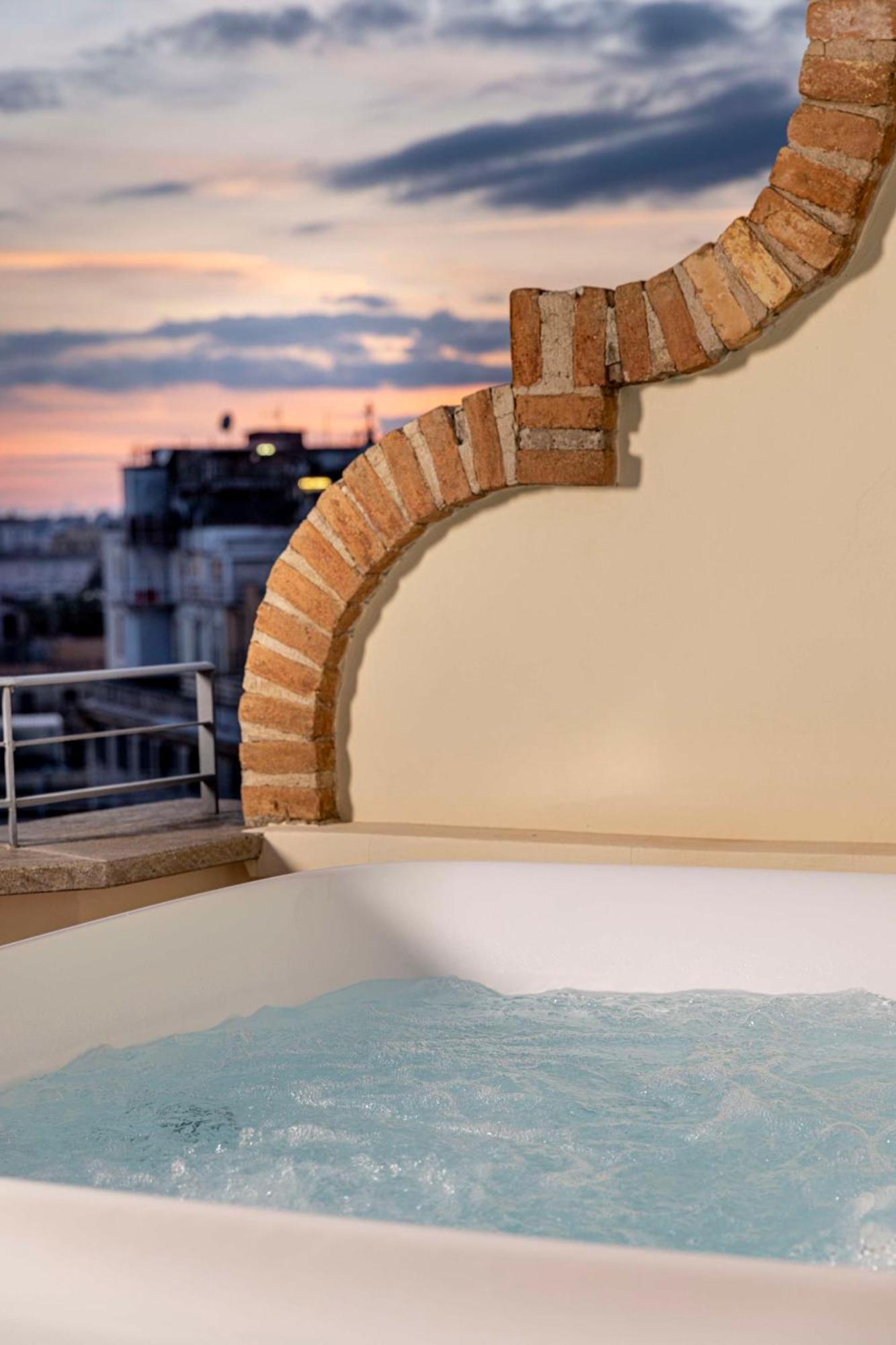 Anantara Palazzo Naiadi - A Leading Of The World Hotel