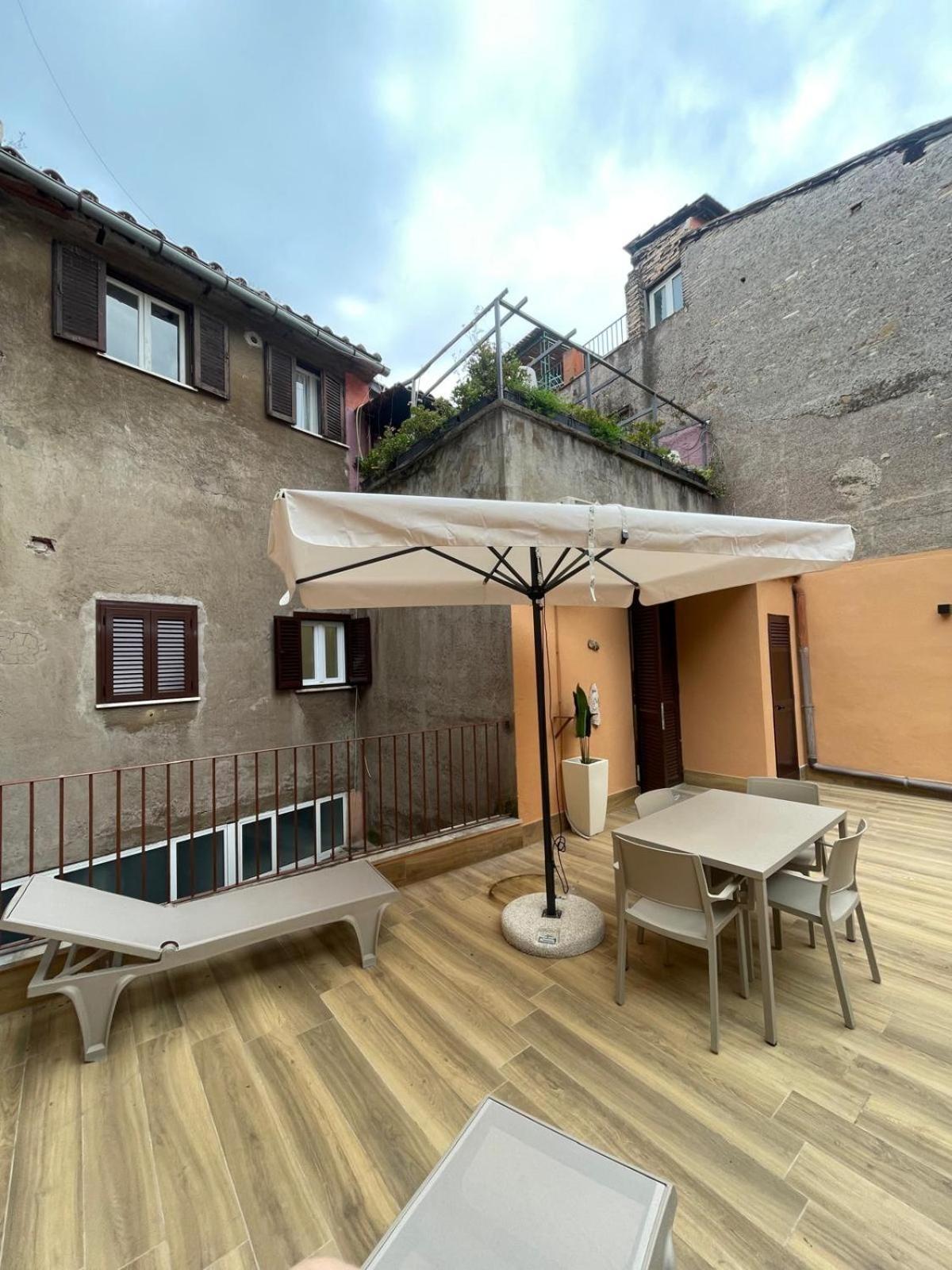 Affittacamere Chich In The Heart Of Historic Roma