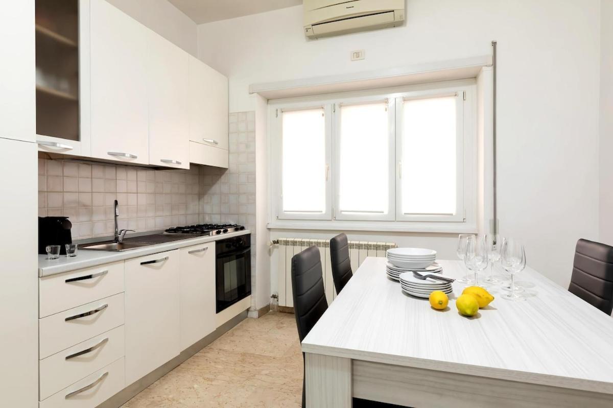 Garbatella Moderno Relax E Comfort Rome